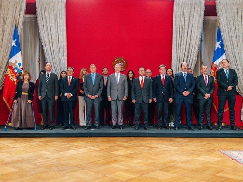 Alcalde de Puerto Montt propone reducir a 16 los ministerios para evitar recortes en Salud