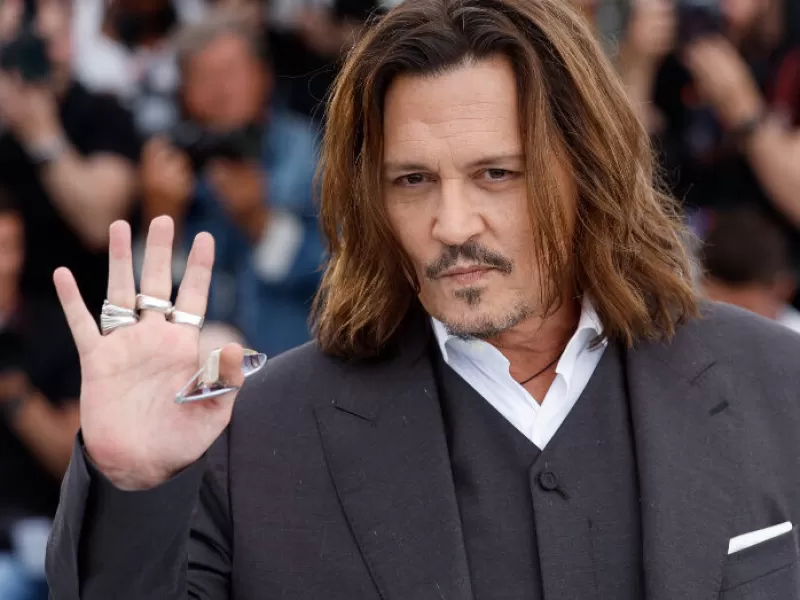 Johnny Depp ha respondido a los "haters" que desaprueban su presencia en Cannes: "¿Por qué les importa?"