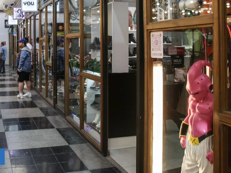 La actividad económica chilena sufre otro duro golpe y cae en abril por tercer año consecutivo